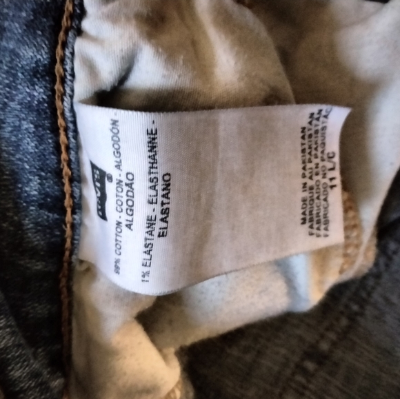 Levi's jeans size L - Picture 2 of 3